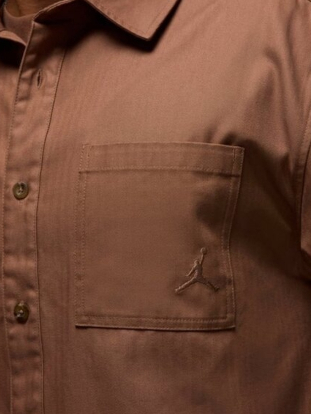 Jordan Nike Shirt Men's Large Essentials Loose Fit Button Down Active NWT